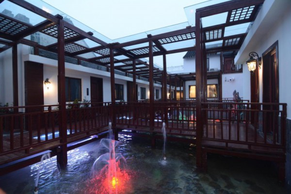 来重庆，别错过这独特的经络按摩体验